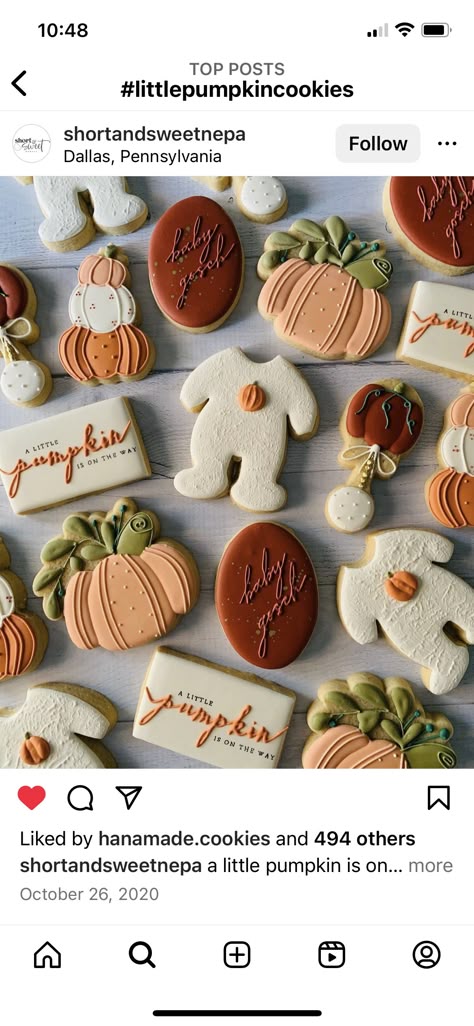 Fall Baby Shower Cookies, Lil Pumpkin Baby Shower, November Baby Shower, Cookies Fall, Cookies Pumpkin, October Baby Showers, Pumpkin Sugar Cookies, Baby Shower Theme Decorations, Baby Shower Desserts