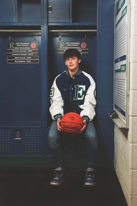 Basketball Locker Room Photoshoot, Boy Basketball Pictures, Locker Room Photoshoot, Basketball Senior Pictures Boys, Basketball Locker Room, Basketball Portraits, Basketball Photoshoot, Basketball Poses, Basketball Pictures Poses