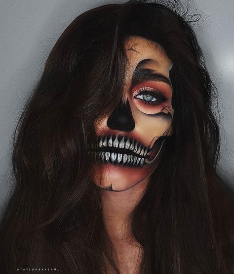 We've got a bone to pick with you, @taylorbakermu! ☠️ You look too sickening for anyone's own good. This look is iconic. Thanks for grabbing our "Slate" Gel Liner to create this bone-chilling look. #MorpheBabe #Halloween #HalloweenMakeup Horror Smink, Halloweenský Makeup, Halloween Make-up Looks, Holloween Makeup, Cute Halloween Makeup, Cool Halloween Makeup, Amazing Halloween Makeup, Halloween Makeup Scary, Halloween Makeup Inspiration