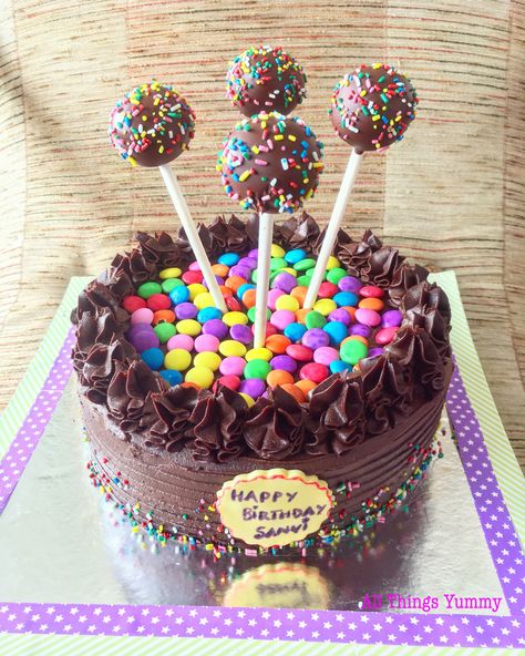 Chocolate cake with chocolate swirls, gems and cake pops Gems Cake, Cupcake Recipes Uk, Cake Pop Cake, Gem Cake, Chocolate Swirls, Lapbook Ideas, Cake Designs For Kids, 7th Birthday Cakes, Small Playroom