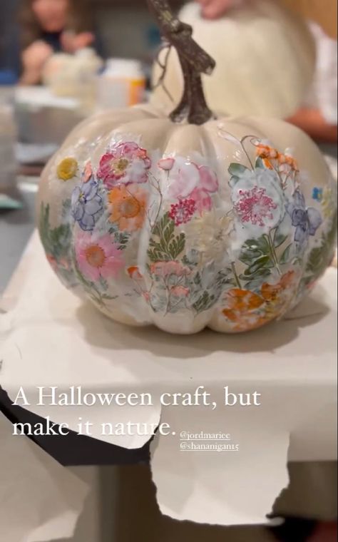 Mod podge flattened flowers & leaves onto pumpkins Mod Podge Flower Pumpkin, Mod Podge Flowers, Painting Flowers On Pumpkins, Midge Podge Pumpkins, Mod Podge Pumpkins, Modge Podge Pumpkins, Easy Pumpkin Decorating, Decoupage Pumpkins, Pumpkin Carving Party