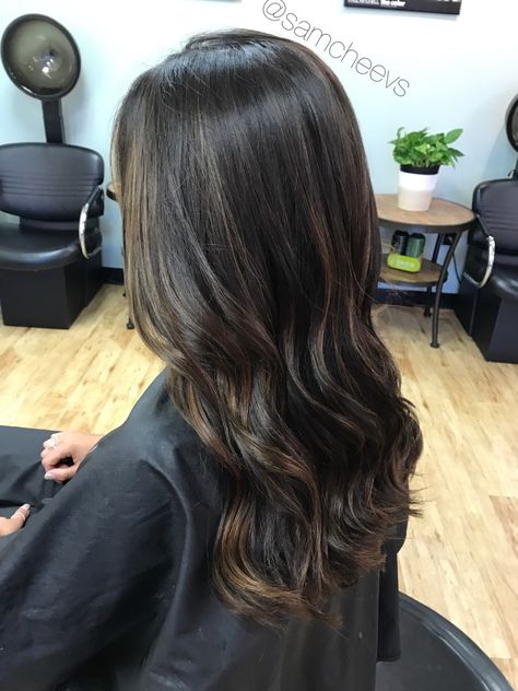 Easy Maintenance Hair Color, Brown Hair Types, Honey Caramel Balayage, Indian Hair Highlights, Curly Indian Hair, Caramel Balayage Highlights, Balayage Hair Blonde Short, Indian Hair Color, Balayage Caramel