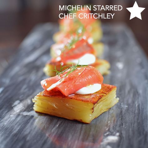 5 Star Food Recipes, Salmon Michelin Star, Fine Dining Sandwiches, Michelin Star Appetizer, Michelin Star Vegetarian Dishes, Michelin Food Recipes, Michelin Appetizer, Salmon Fine Dining Plating, Michelin Star Recipes