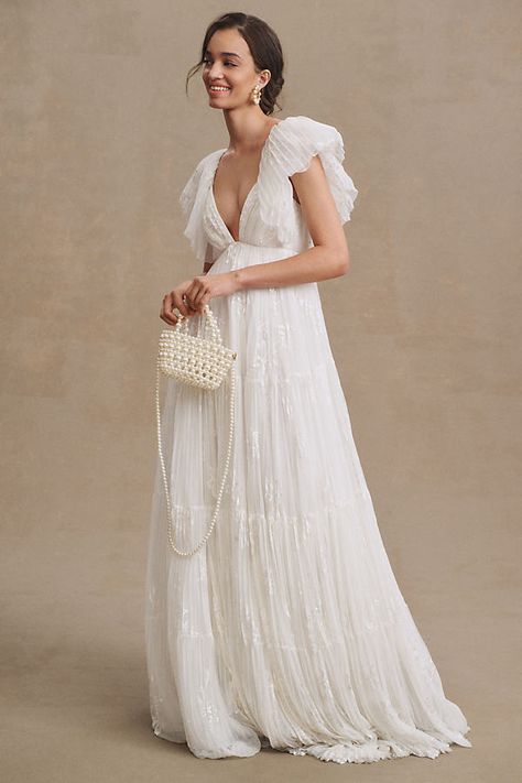 Add a classic touch to your look with this pearly box clutch, perfect for carrying the essentials. Anthropologie Wedding Dress, Short Bride, Empire Waist Wedding Dress, Bhldn Wedding Dress, Fresh Dress, Anthropologie Wedding, Applique Wedding, Pearl Bag, Bridal Event