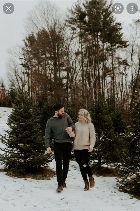 Massachusetts Winter, Farm Couple, Christmas Tree Farm Photos, Christmas Couple Photos, Photo Christmas Tree, Christmas Card Pictures, Farm Photo, Winter Engagement Photos, Boston Wedding