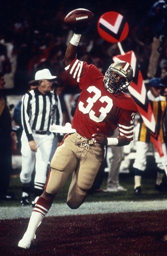 Wallpaper Sport, 49ers Nation, Usa Wallpaper, 49ers Players, Football Usa, Nfl Football Pictures, Jerry Rice, Sf 49ers, American Football Players