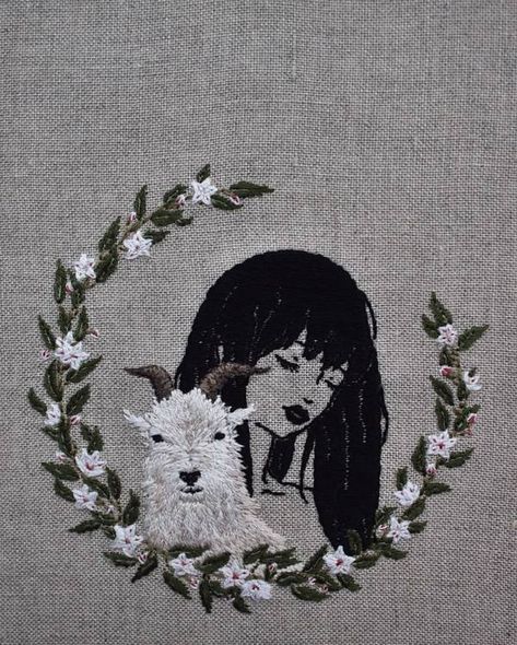 Adipocere: The Dark Side of Hand Embroidery | Beautiful Bizarre Magazine Dark Embroidery, Kalmia Latifolia, Embroidery On Linen, Creative Embroidery, 자수 디자인, Australian Artists, Embroidery Inspiration, Embroidery Art, Wall Collage