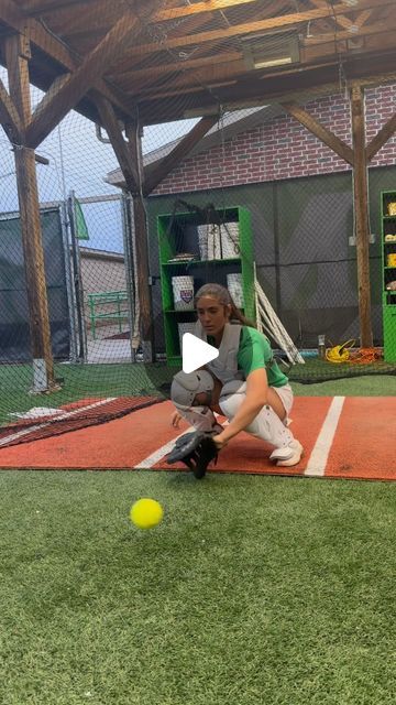 Reagan Glanz on Instagram: "Tuesday Training (Off-Season)⚡️ - catching fundamentals - lift - tempo runs :/ #softball #softballlife #softballplayer #training" Softball Pitching Drills For Speed, Catching Drills Softball, Softball Catching Drills, 10u Softball, Softball Plays, Softball Pitching Drills, Pitching Drills, Softball Drills, Softball Pitching