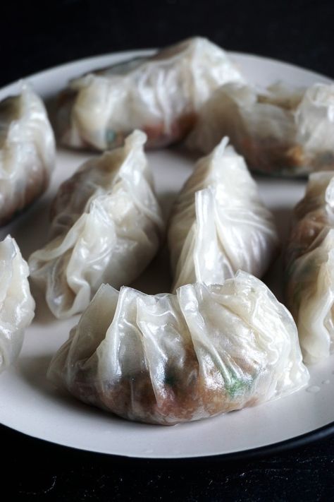 Gluten Free Dumpling Wrappers, Chinese Pork Dumplings, Gluten Free Asian Recipes, Gluten Free Dumplings, Rice Wrappers, Rice Paper Recipes, Gluten Free Chinese, Pork Dumplings, Kek Lapis