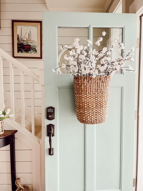 Wall By Front Door Decor, Diy Door Basket, Hanging Flower Baskets Front Door, Floral Baskets For Front Door, Hanging Basket On Front Door, Spring Small Front Porch Decor, Hanging Basket Front Door, Basket Front Door Decor, Wall Next To Front Door Decor Inside