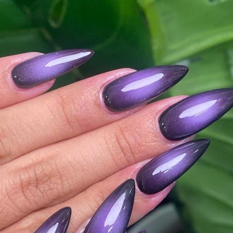 Ny Kuin Lyu on Instagram: ""Halloween/ Fall Airbrush Aurora Nail Design " 💗Pisces Nail Studio 💗 🎃Done by Tania #airbrushnails #halloweennails #stillettonails #gelnails #halloweendisney" Purple Aurora Nails, Pisces Nails, Aurora Nails, 2023 Halloween, Airbrush Nails, Manicure Tips, Nail Studio, Halloween Fall, Purple Nails