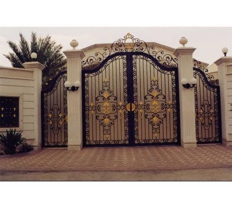 Iron Main Gate Design, Wrought Iron Gate Designs, Wrought Iron Garden Gates, Iron Garden Gates, Gate Wall Design, Gate Designs Modern, Modern Gate, House Main Gates Design, House Fence Design