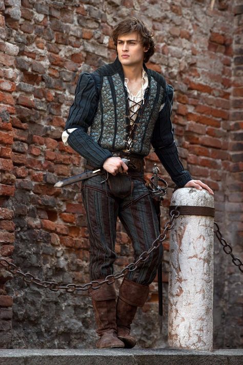 Douglas Booth Romeo & Juliet Interview (Vogue.com UK) Totally want to see this movie when it comes out! :) Bard Outfits Male, Pirate Aesthetic Male, Douglas Booth Romeo, Dear Wormwood, Tempest Cleric, Hunt Aesthetic, Romeo And Juliet Costumes, Masculine Clothing, Junction City