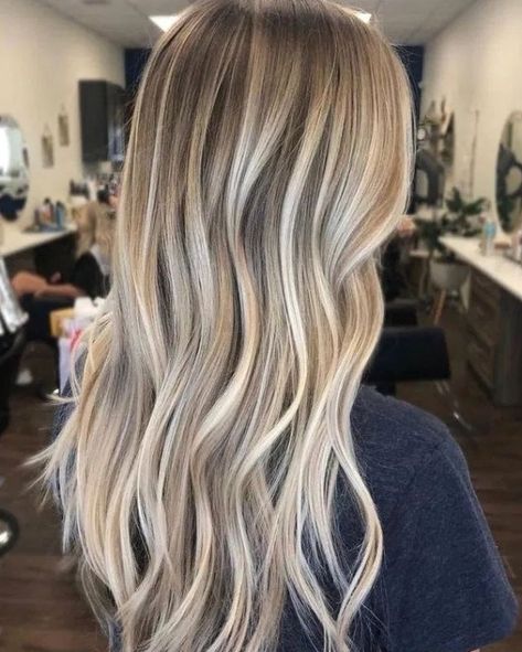 Balayage Blond, Sandy Blonde, Balayage Blonde, Hair Cute, Blonde Hair Looks, Blonde Beauty, Blonde Balayage, Balayage Hair, Skin Treatments