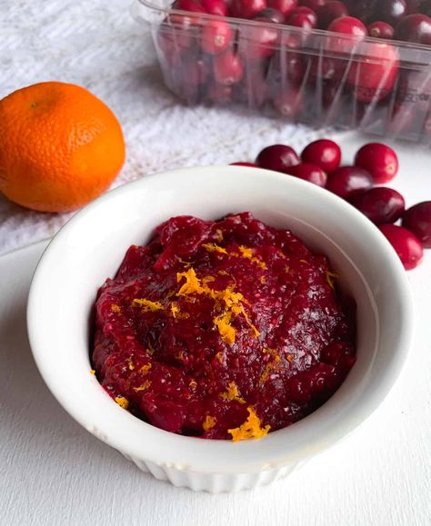 Chia Recipe, Chia Jam, Yogurt Bowl, Cranberry Recipes, Vegan Thanksgiving, Cranberry Orange, Fresh Cranberries, 4 Ingredient, Vegetarian Paleo