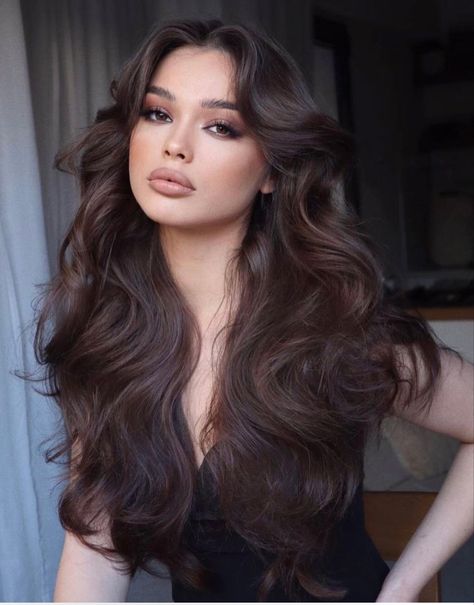 Blowout Curls, Hollywood Curls, Rambut Brunette, Bombshell Hair, Curls For Long Hair, Blowout Hair, Glam Hair, Hair Stylist Life, Hair Clothes