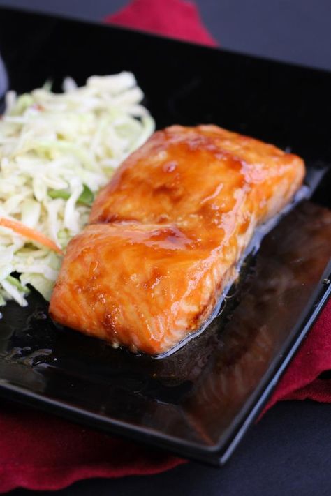 Ponzu Glazed Salmon with Miso Slaw Ponzu Sauce Recipe, Ponzu Sauce, True Food, Glazed Salmon, Fish Dishes, Restaurant Recipes, Salmon Recipes, Fish And Seafood, Tongs