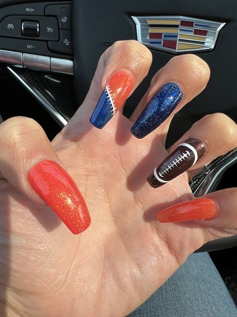 Chicago Bears Nails, Spa Days, Bears Nails, Nail Spa, Chicago Bears, Spa Day, Bears, Chicago, Spa