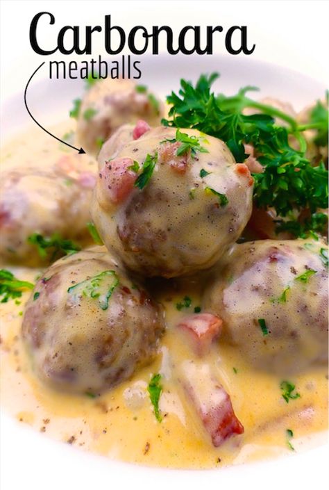 No pasta in your pantry? Make carbonara sauce meatballs! Meatball Carbonara, Best Carbonara, Creamy Carbonara Sauce, Creamy Carbonara, Valentines Food Dinner, Carbonara Sauce, Bacon Eggs, Carbonara Recipe, Carbonara Pasta