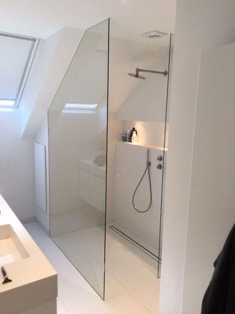 Science Furniture, Sloped Ceiling Bathroom, Attic Bathroom Ideas, Attic Room Ideas, Small Attic Bathroom, Loft Bathroom, Aesthetic Diy, Attic Bathroom, Small Bathroom Vanities