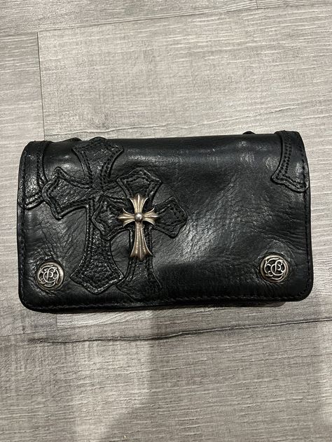 Vintage chrome hearts leather wallet Vintage Wallet Aesthetic, Chrome Hearts Purse, Chrome Hearts Vintage, Chrome Hearts Wallet, Chrome Hearts Bag, Vintage Chrome Hearts, Chrome Hearts Leather, Chrome Hearts Jewelry, Heart Accessories