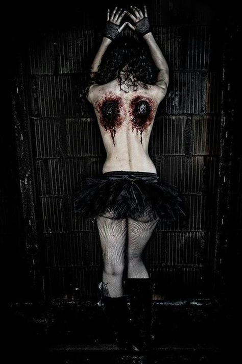 Dark art: Broken Wings Creepy Grunge, Locked Door, Liz Vicious, The Fallen Angel, Broken Wings, The Boogeyman, Angel Costume, Ange Demon, Dark And Twisted