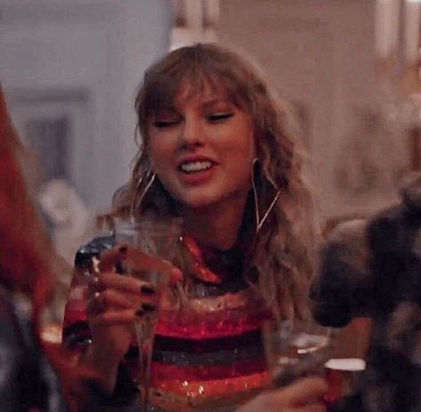 End Game, Taylor Swift, Swift, A Woman, Wine