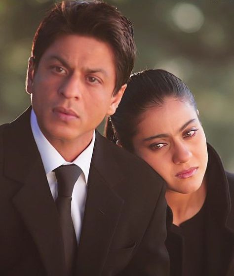 MY NAME IS KHAN, with Kajol (2010) Shahrukh Khan And Kajol, My Name Is Khan, Bollywood Wallpaper, Shah Rukh Khan Movies, Srk Movies, Vintage Bollywood Aesthetic, Salman Khan Photo, Bollywood Posters, Bollywood Photos