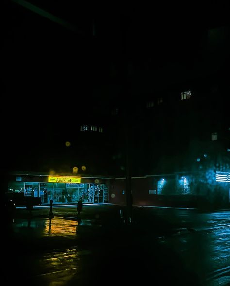 Late night gas stations stops neon light sign parking lot photography Late Night Parking Lot Aesthetic, Late Night Gas Station Aesthetic, Late Night Gas Station, 7 11 Aesthetic, Liminal Nostalgia, Midnight Diner, Comfort Pics, Neon Mirror, Gcse Photography