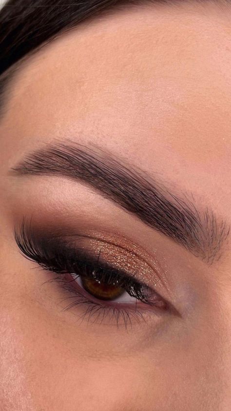 ɪɢ: enibakiri 💫 Make Up For Prom For Brown Eyes, Brown Natural Eye Makeup, Going Out Eyeshadow Looks, Brown Neutral Eye Makeup, Simple Makeup Looks For Prom Black Dress, Brown Shimmer Eye Makeup, Neutral Eye Makeup Brown Eyes, Winter Formal Makeup Brown Eyes, Simple Prom Makeup For Brown Eyes