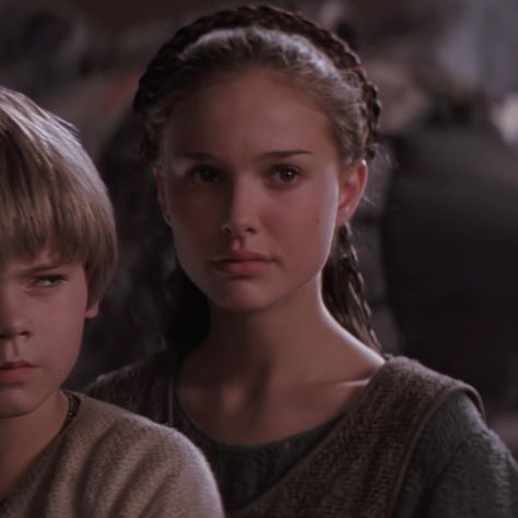 Padme Amidala Aesthetic, Amidala Aesthetic, Padme Amidala Icon, Star Wars Aesthetic, Star Wars Fanfiction, Star Wars Padme, Anakin And Padme, Phantom Menace, Star Wars Love