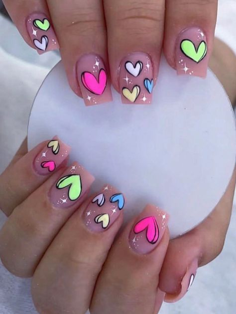 Multicolor  Collar  ABS Geometric Color Nails Embellished   Beauty Tools Squoval Acrylic Nails, Nails Holiday, Easter Nail Designs, Short Fake Nails, Nail Color Trends, Lovely Nails, Stick On Nails, Heart Nails, Nails Short