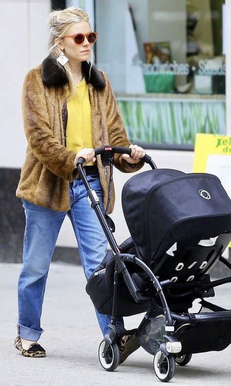 Sienna Miller Street Style Sienna Miller Street Style, Sienna Miller Style, Maternity Wardrobe, Whirlpool Refrigerator, Leopard Print Coat, Top Jeans, Olay Regenerist, Printed Flats, Pregnancy Wardrobe