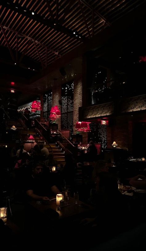 Grunge Restaurant, Aesthetic Night Life, Dark Restaurant, Low Exposure, Jazz Bar, Luxury Lifestyle Dreams, Night Vibes, Luxury Aesthetic, Rich Life