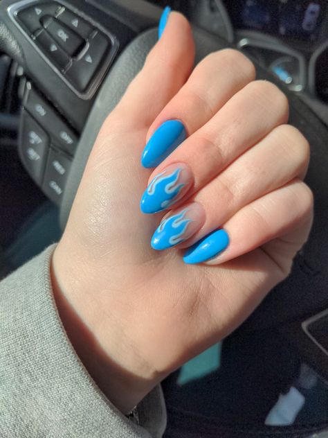 #bluenails #flamenails #gelnailsblue #bluenaildesign Hades Nails, Blue Flame Nails, Short Oval Nails, Oval Nails Designs, Hoco Nails, Sns Nails, Cute Simple Nails, Blue Flame, Flame Design