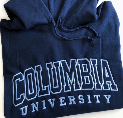 *Customizable embroidered text and colours  *Unisex fit Crewneck Custom Hoodies Ideas, University Hoodies, School Hoodies, University Sweater, Alumni Gifts, College Sweater, Gifts Corporate, Varsity Hoodie, Varsity Sweater