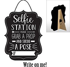 Selfie Station Ideas, Selfie Station Sign, Party Decorations Table, Selfie Station, Graduation Photo Booth, Graduation Party High, Photo Booth Sign, Fundraiser Ideas, Golf Party