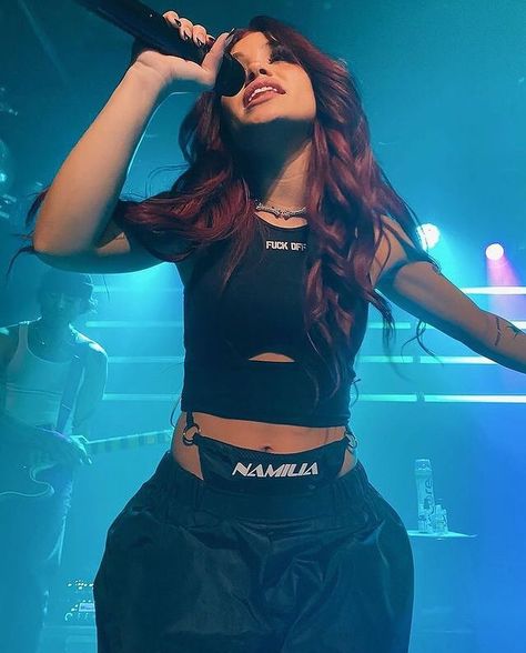 Nessa Barrett On Stage, Nessa Barrett, Aesthetic Fits, Baby Cowboy, Aesthetic Grunge, Streetwear Outfits, Stage Outfits, American Girl, Red Hair