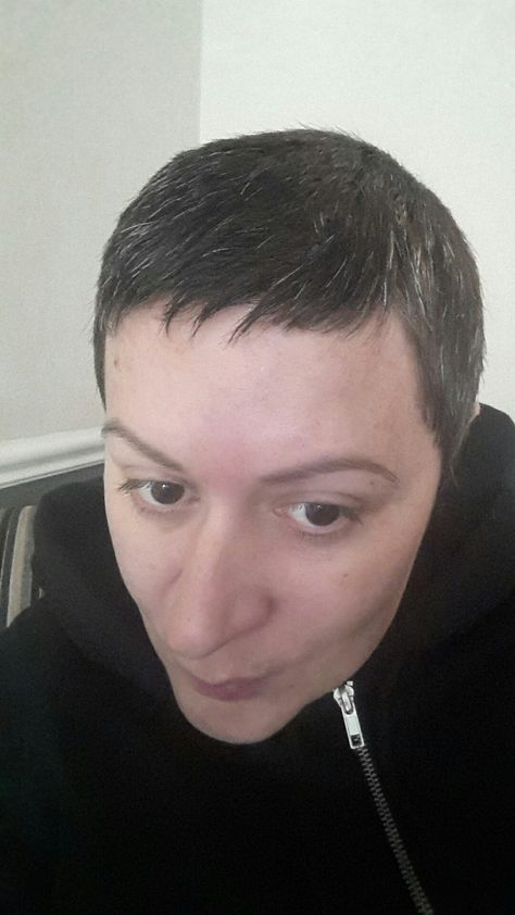 I gave myself a no.7 buzzcut to remove all my dyed hair so I can grow out my natural grey hair. In a month it will have grown into a cute pixie cut. Growing Out Buzzcut, Growing Out Buzzcut Hairstyles, Buzzcut Hairstyles, Natural Grey Hair, Cute Pixie Cuts, Natural Gray Hair, Buzz Cut, Grow Out, Grey Hair