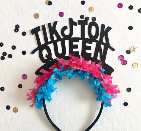 etsy Tik Tok headbands, Tik Tok Queen Headband, BIrthday Party Decorations, Tik Tok Party Supplies. Tik Tok Birthday Decorations Tik Tok Party, Tik Tok Birthday, Shower Games Bridal, Diy Cake Topper Birthday, Games Photo, Bday Party Kids, Princess Party Decorations, Birthday Headband, Diy Cake Topper