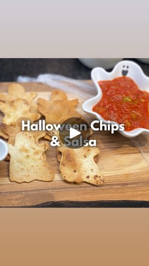 1.5K views · 128 reactions | HALLOWEEN CHIPS AND SALSA 👻💃😋

This snack is so easy to make and sooooo yummy! Perfect for your next Halloween party, movie night, or after school snack! 🎉🙌🫶

Follow @wingitwithwhit and comment “ebook” for a link to more fun ideas! 🎃💀👻

Halloween snacks, Halloween food, Halloween treats, Halloween, October snacks, after school snacks, Halloween party snacks, snack ideas for kids, chips and salsa, snacks, chips, food for kids, | Whitney Berg | Activities for Kids 💕 | Giulio Cercato · Cook It October Snacks, Halloween Chips, Snacks After School, Party Movie Night, Snack Ideas For Kids, Chips Food, Snacks Chips, Food Halloween, Treats Halloween