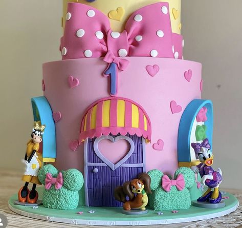 Minnie Mouse Bowtique Birthday Cake, Minnie Bowtique Cake, Minnie Bowtique Party, Bowtique Party, Minnie Y Daisy, Minnie Boutique, Minnie Mouse Birthday Cakes, Bolo Minnie, Minnie Birthday Party