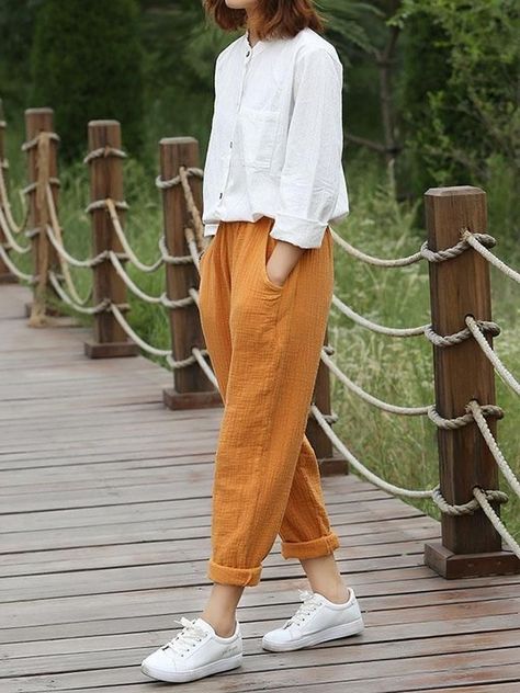 Cotton Casual Pants, Casual Linen Pants, Linen Casual, Pusheen, Fashion Mode, Mode Inspiration, Casual Style Outfits, Primavera Estate, Outfits Casuales