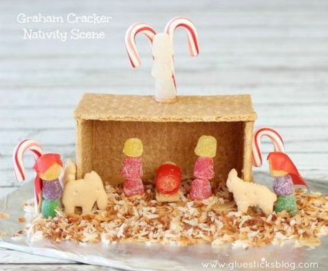 Gingerbread Scenes, Nativity Gingerbread, Christ Centered Christmas Crafts, Graham Cracker House, Jesus Birth, Christmas Feast, Christ Centered Christmas, Church Youth, Edible Crafts