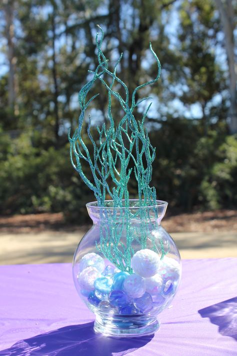 Shark And Mermaid Centerpiece, Fishbowl Centerpiece Birthday, Mermaid Fish Bowl Centerpiece, Mermaid Birthday Centerpieces Diy, Mermaid Table Centerpieces Diy, Fish Bowl Centerpiece Birthday, Fish Tank Centerpiece, Mermaid Centerpiece Ideas Diy Simple, Sea Themed Centerpieces