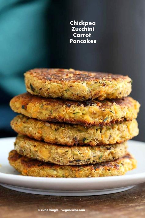 Zucchini Chickpea, Fritters Vegan, Healthy Vegan Dessert, Chickpea Fritters, Carrot Zucchini, Recipes Meatless, Indian Vegan, Vegan Richa, Easy Zucchini