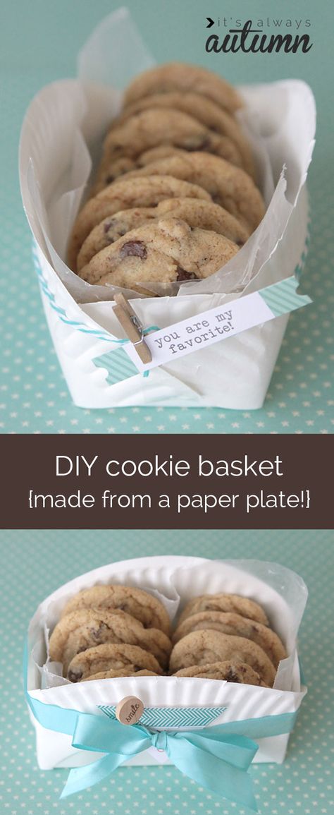 what a cool idea - make a cookie gift basket from a paper plate! this looks so much prettier than a pile of cookies on a paper plate but is super easy to do. Paper Plate Box For Cookies, Cookie Delivery Packaging, Diy Cookie Box Ideas, Paper Plate Box, Muffin Basket, Dessert Basket, Cookies On A Plate, Paper Plate Basket, Package Cookies