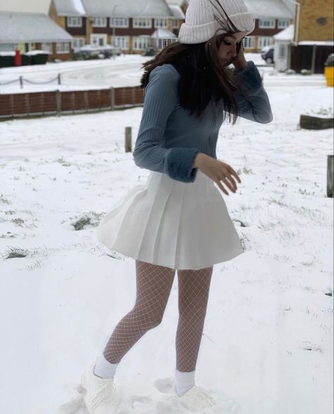 Bratz inspired outfits winter aesthetic outfit inspiration how to style fur trim coat White Tennis Skirt Outfit Winter, Tenis Skirt Outfits, Tennis Skirt Outfit Winter, Megan Doll, Aesthetic Winter Wonderland, White Tennis Skirt Outfit, Bratz Aesthetic, Tennis Skirt Outfit, White Tennis Skirt