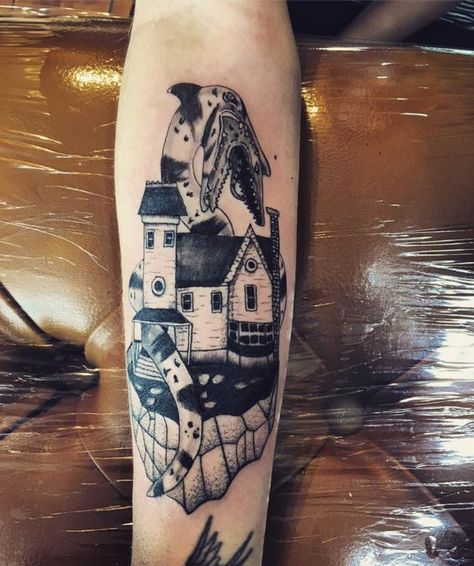 Tattoo Albie - Beetlejuice house and sandworm by Albie 🙂 Beetlejuice House Tattoo, Beetlejuice House, House Tattoo, Movie Tattoos, Home Tattoo, Beetlejuice, Graffiti, Tattoos