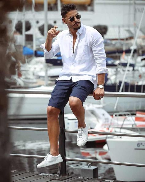 Yacht Party Outfit Summer, Mens Cruise Outfits, Cruise Outfit Ideas, Yacht Party Outfit, Yacht Outfit, Vacation Outfits Men, Party Outfit Men, Cruise Fashion, Summer Party Outfit